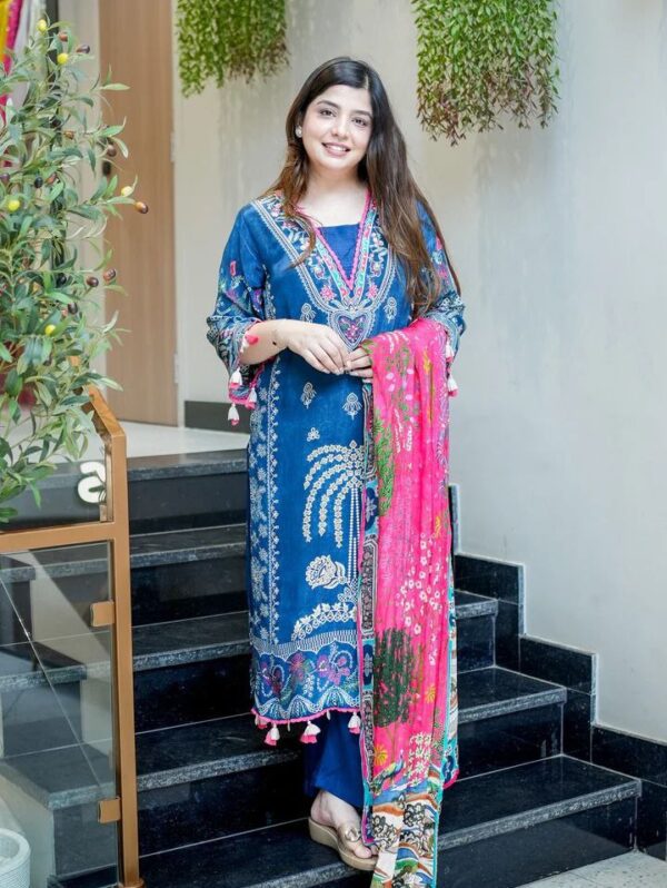 Blue Petal Fusion Kurta Set with blue floral printed kurta and contrast pink dupatta for women